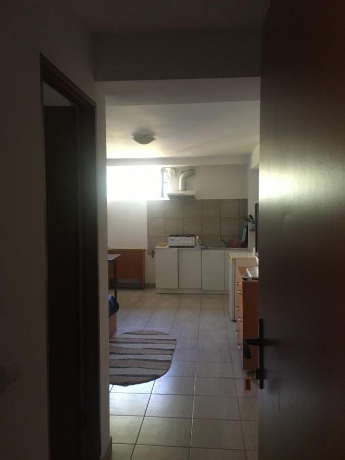 2 Homestay