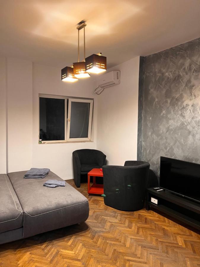 Apartment Emi
