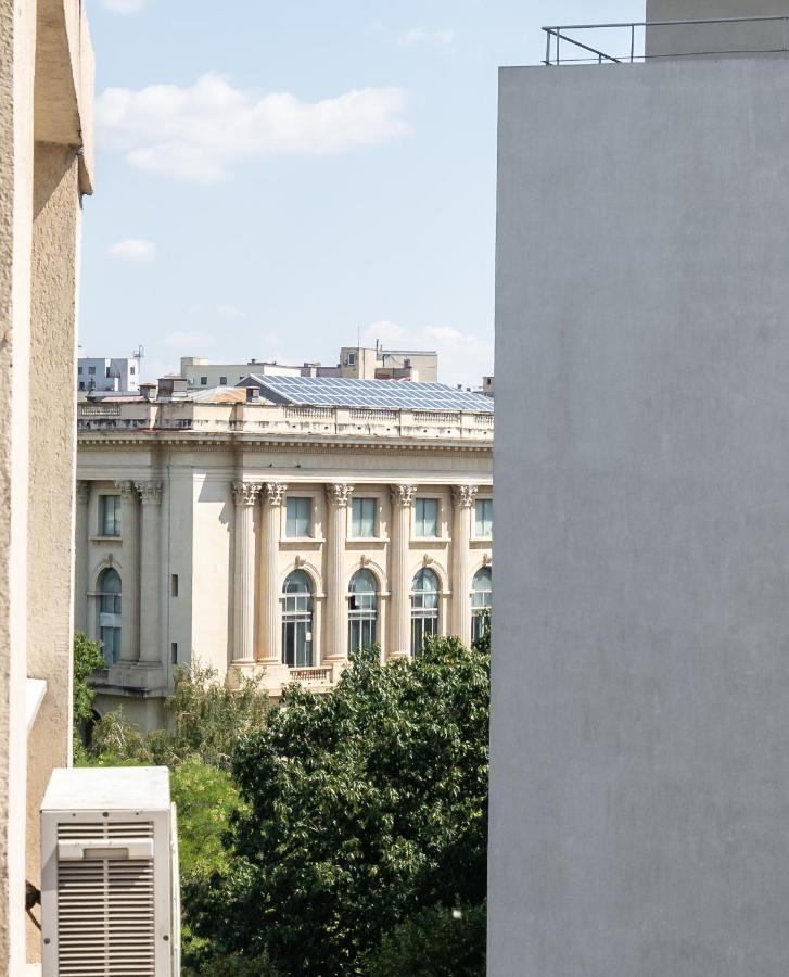 Elegant In The Heart Of The Town Bucharest