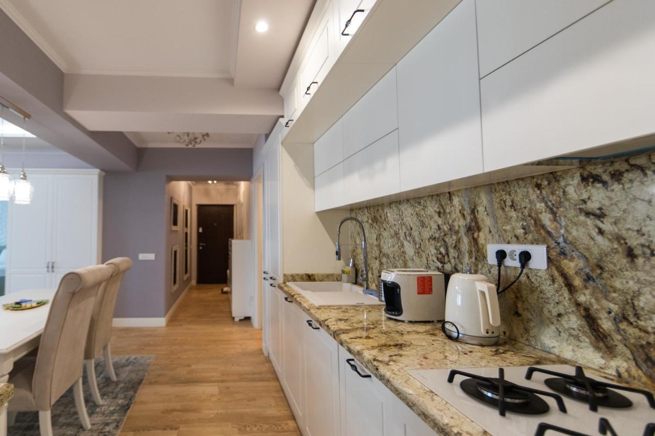 Apartament Saphir Stein 19th Bucureşti