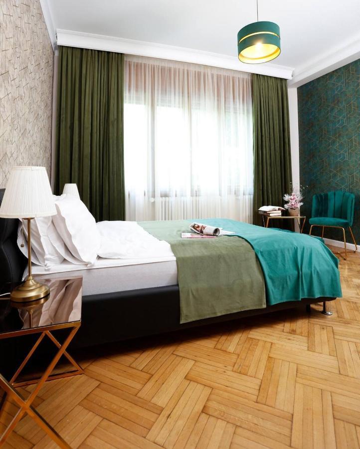Grand Phillip Cismigiu Park Downtown Apartament