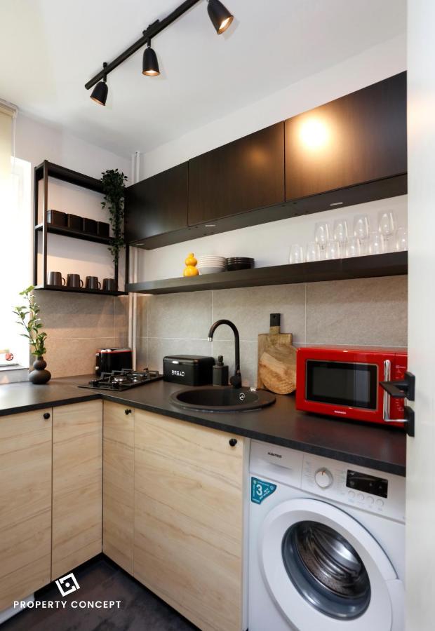 Apartment Brand New Lovely Near Metro Station