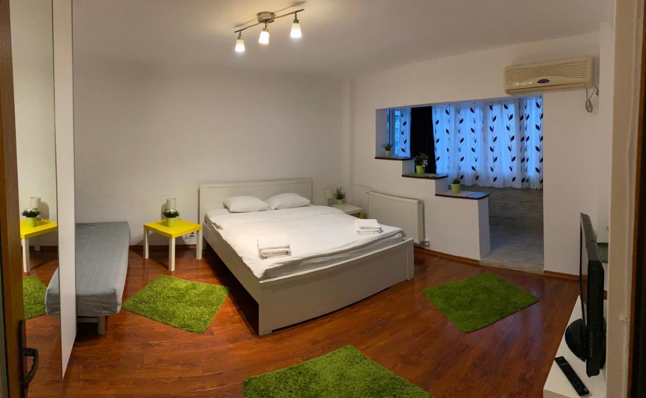 New 1 * Bucharest