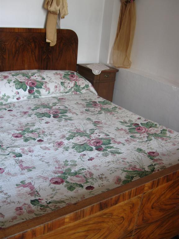 Vila 11 Bed & Breakfast