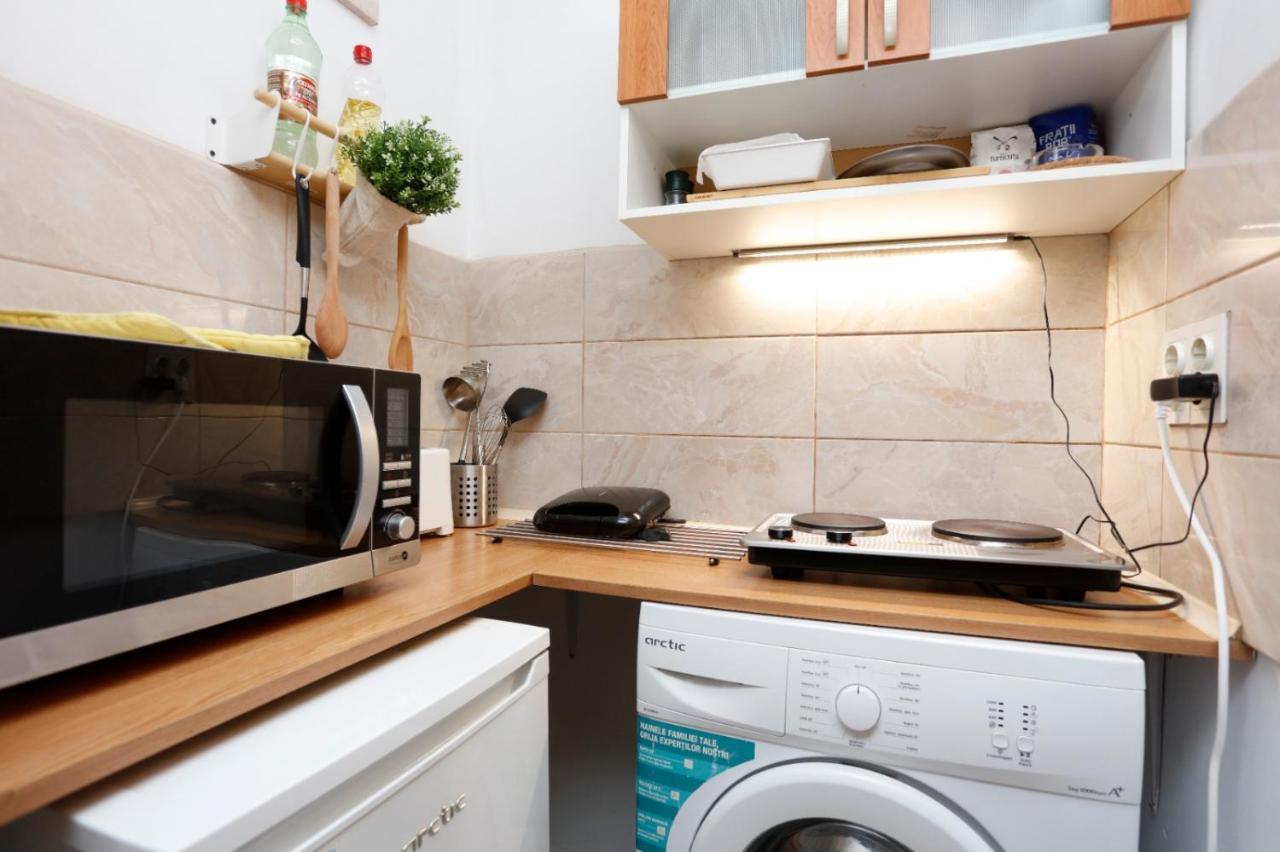 Apartament Traditional Romanian