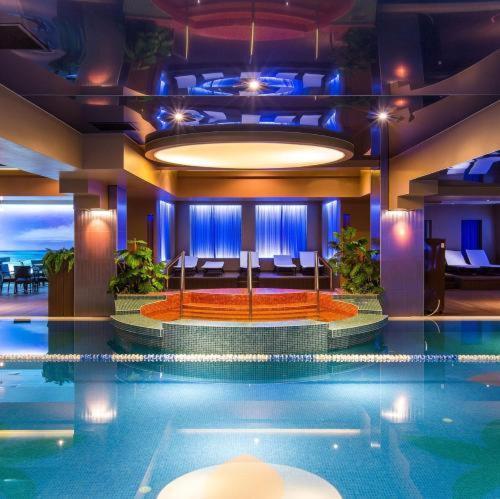 Dmt Rin Grand Apartament *