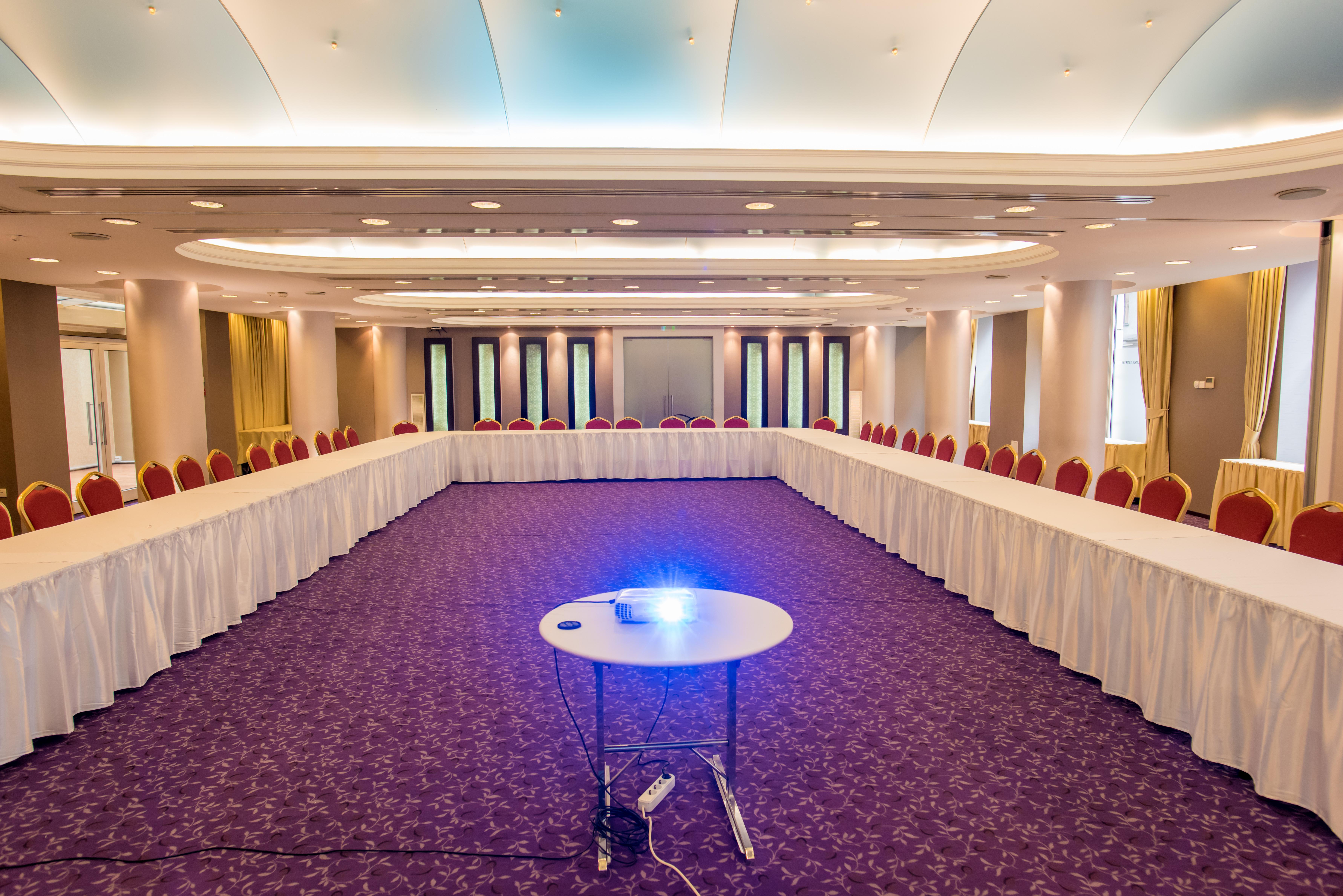 Minerva Hotel 4*