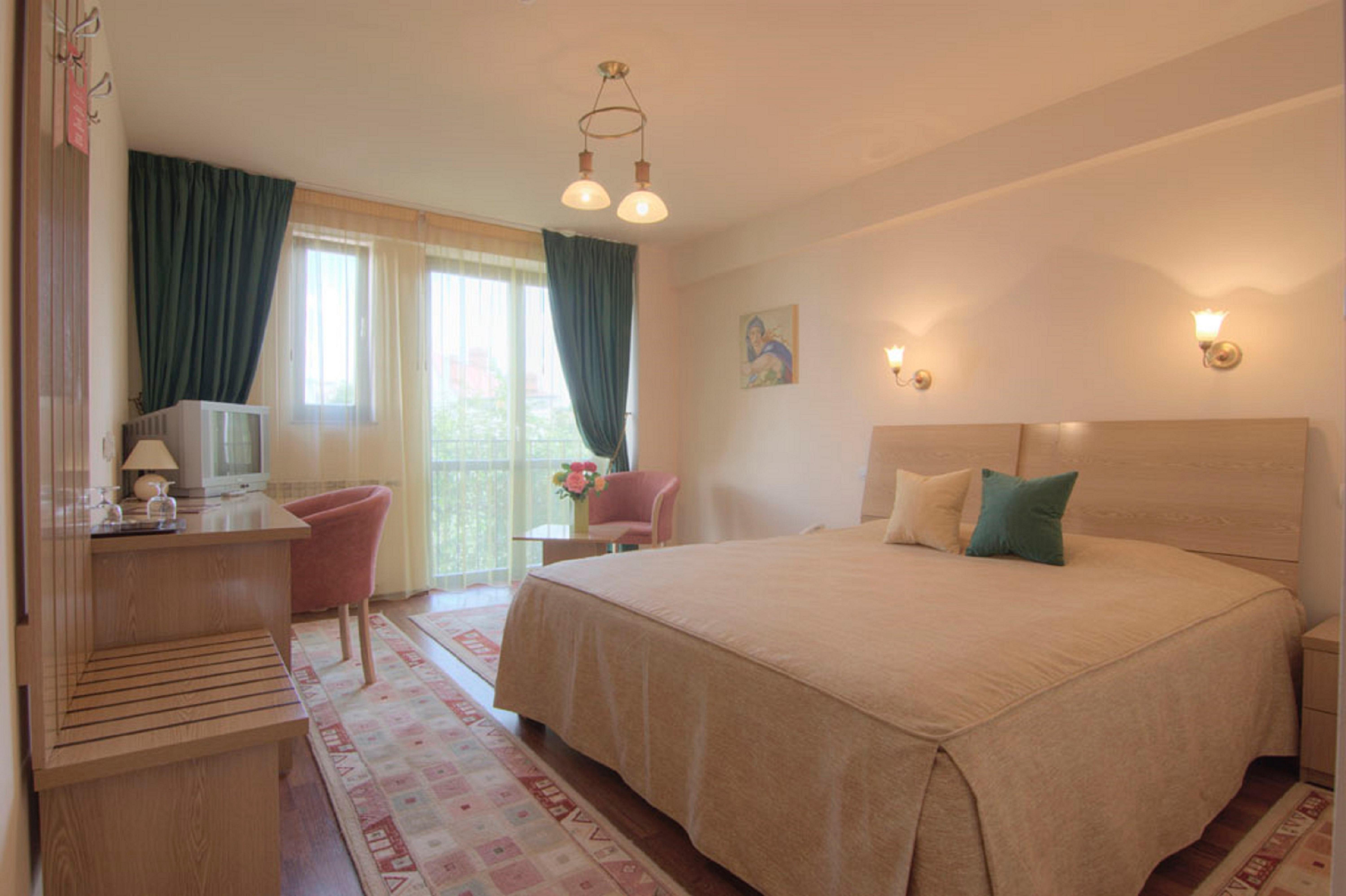 Michelangelo Hotel 3*