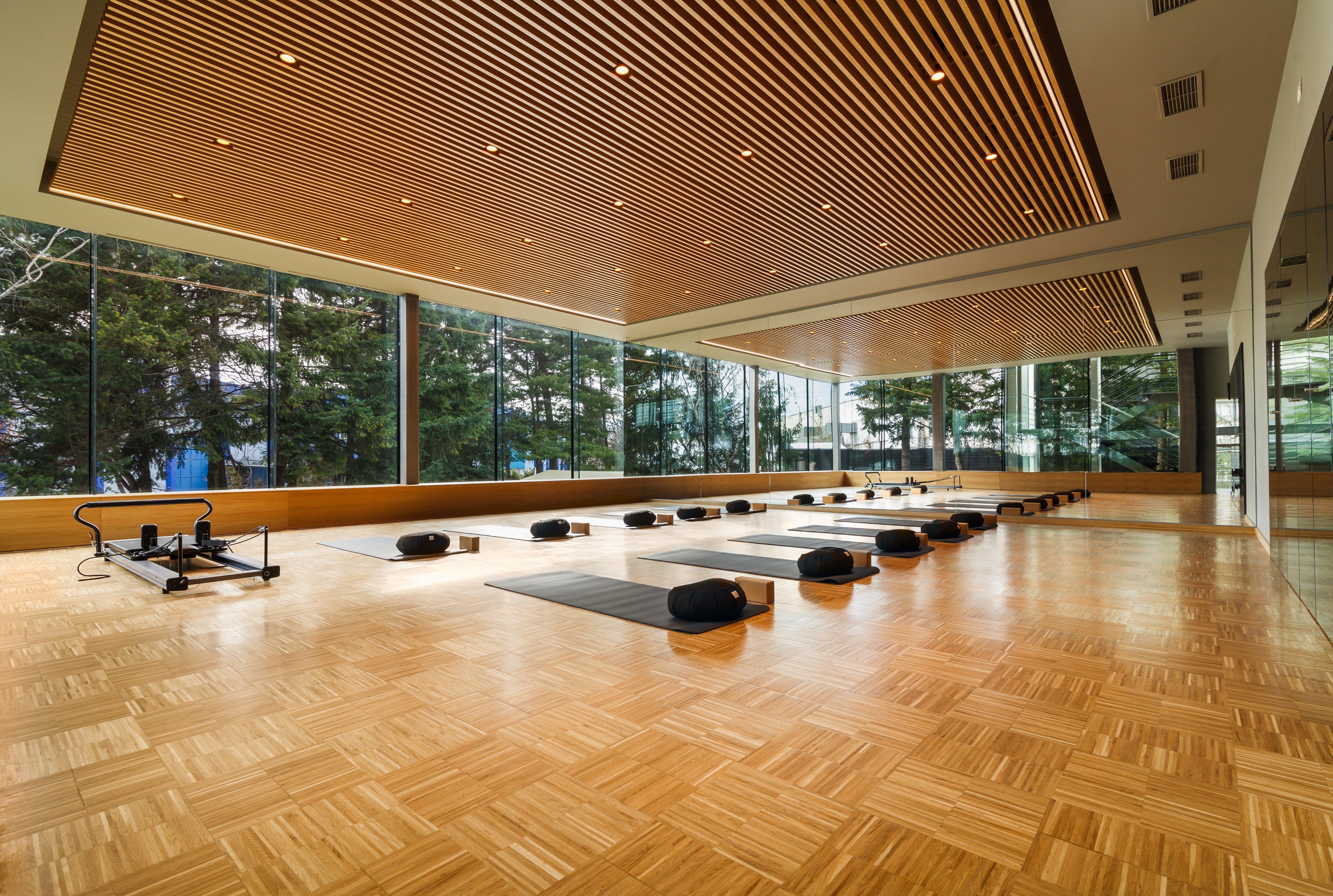 Hotel Crowne Plaza By Ihg 4*