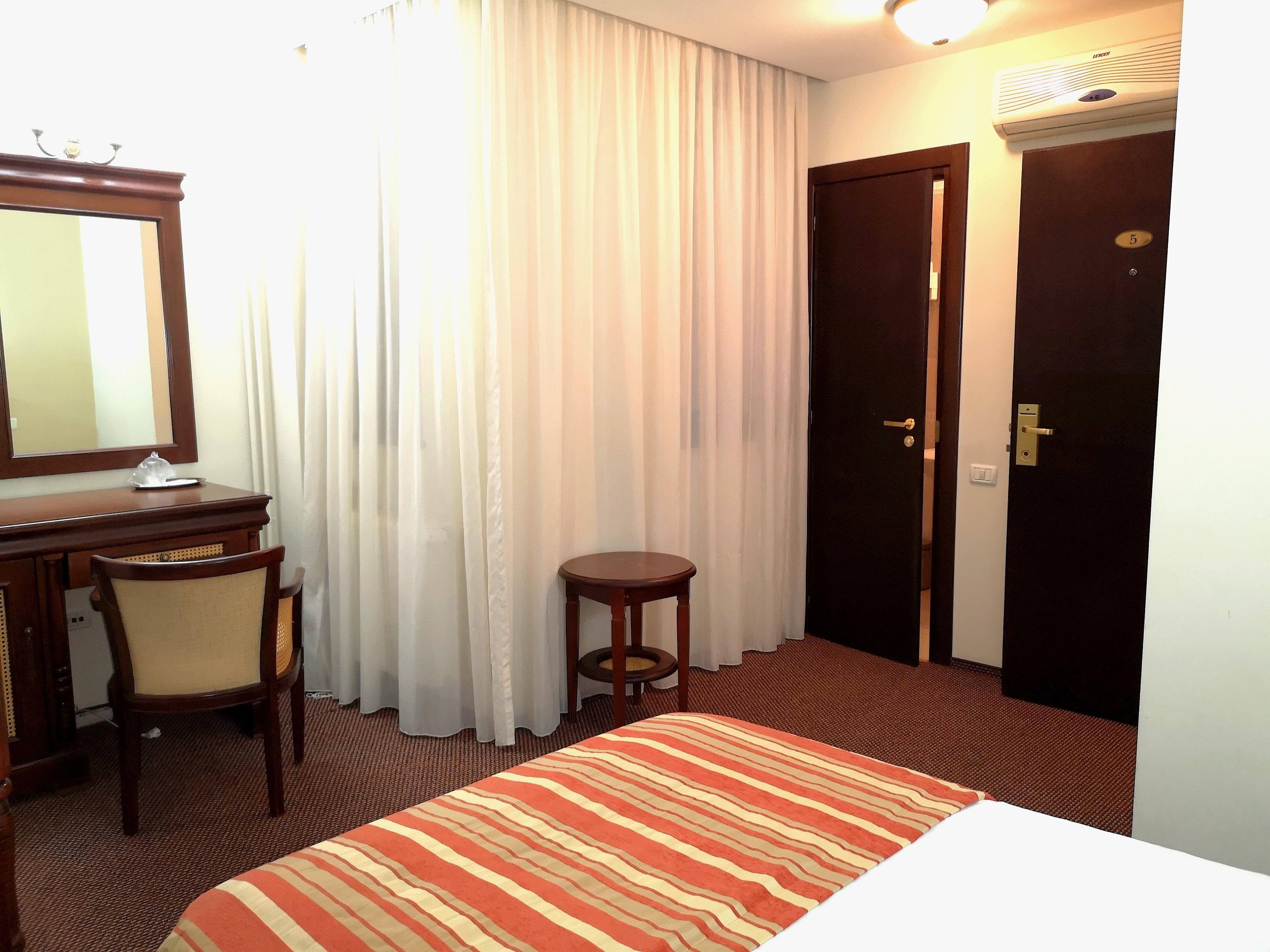 Atrium Ateneu City Center 3*