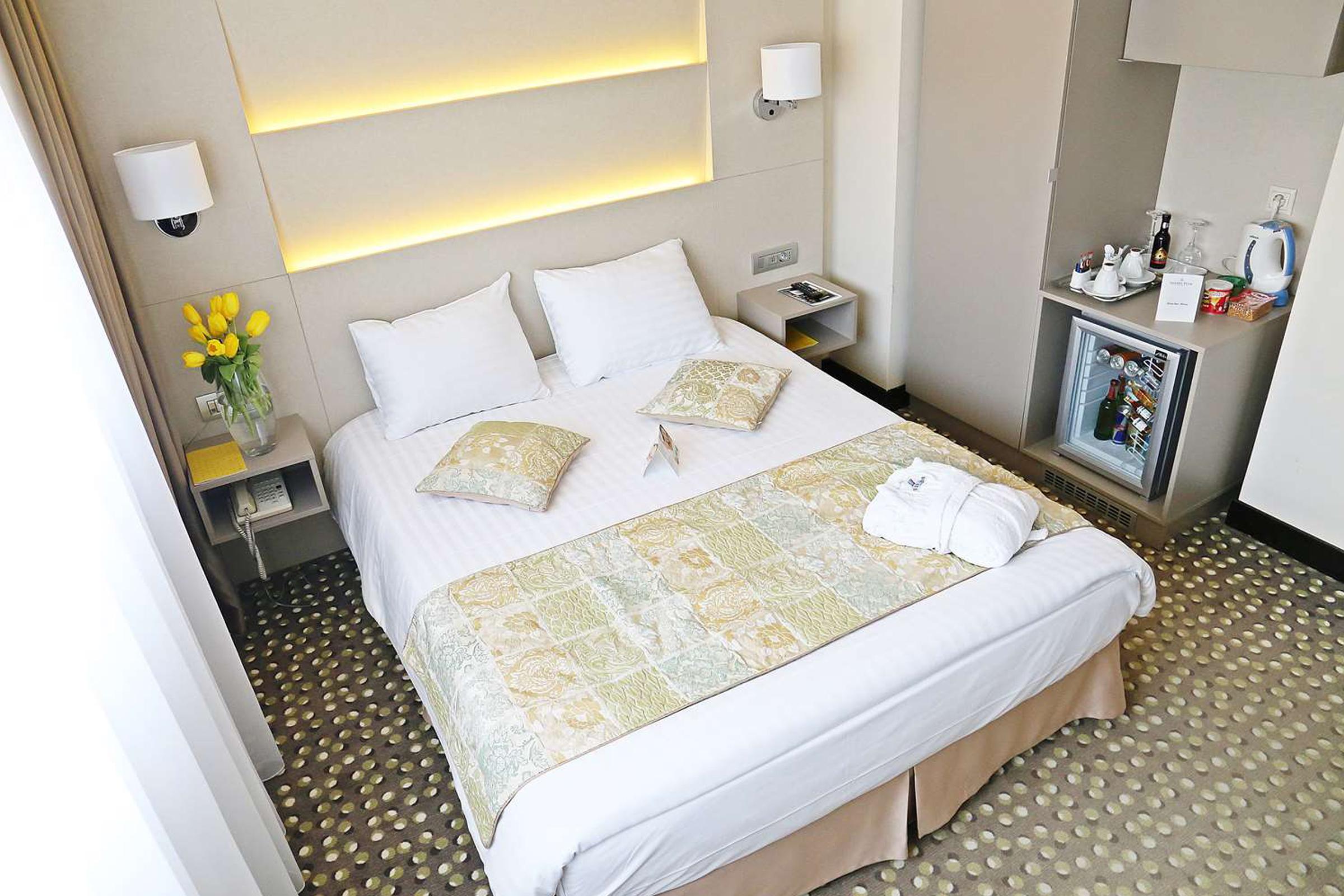 Leonardo Center 4*