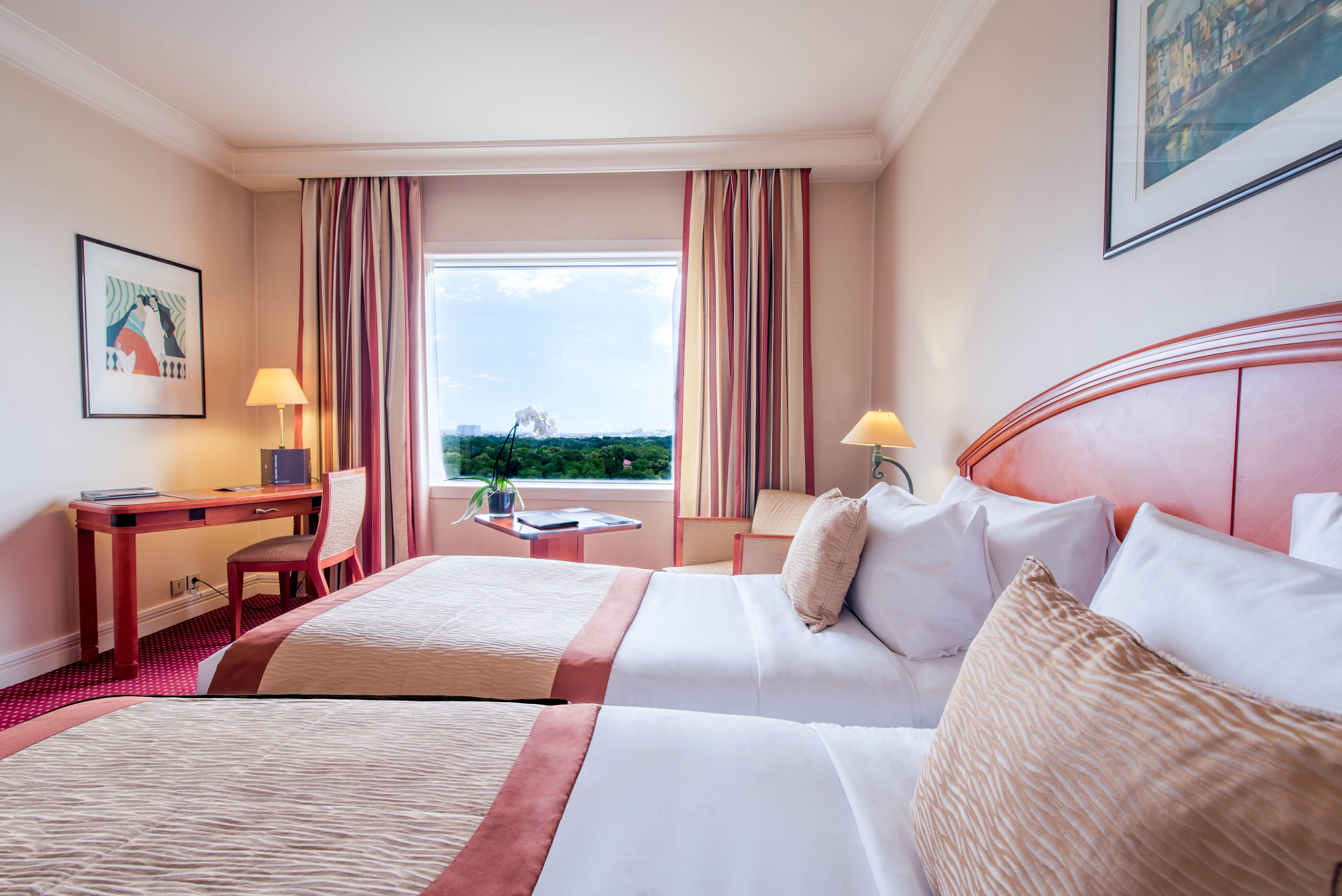 Hotel Pullman World Trade Center 4*