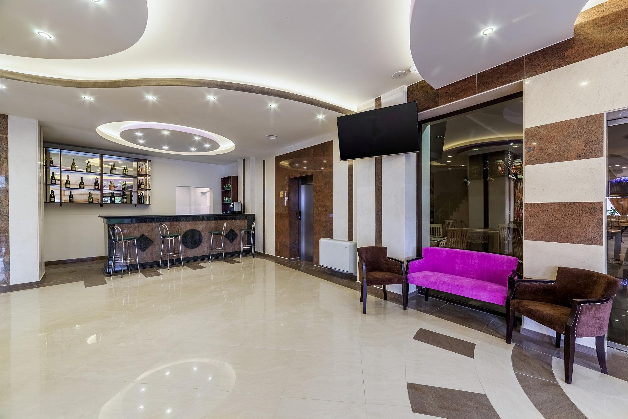 Sir Royal Hotel 4*