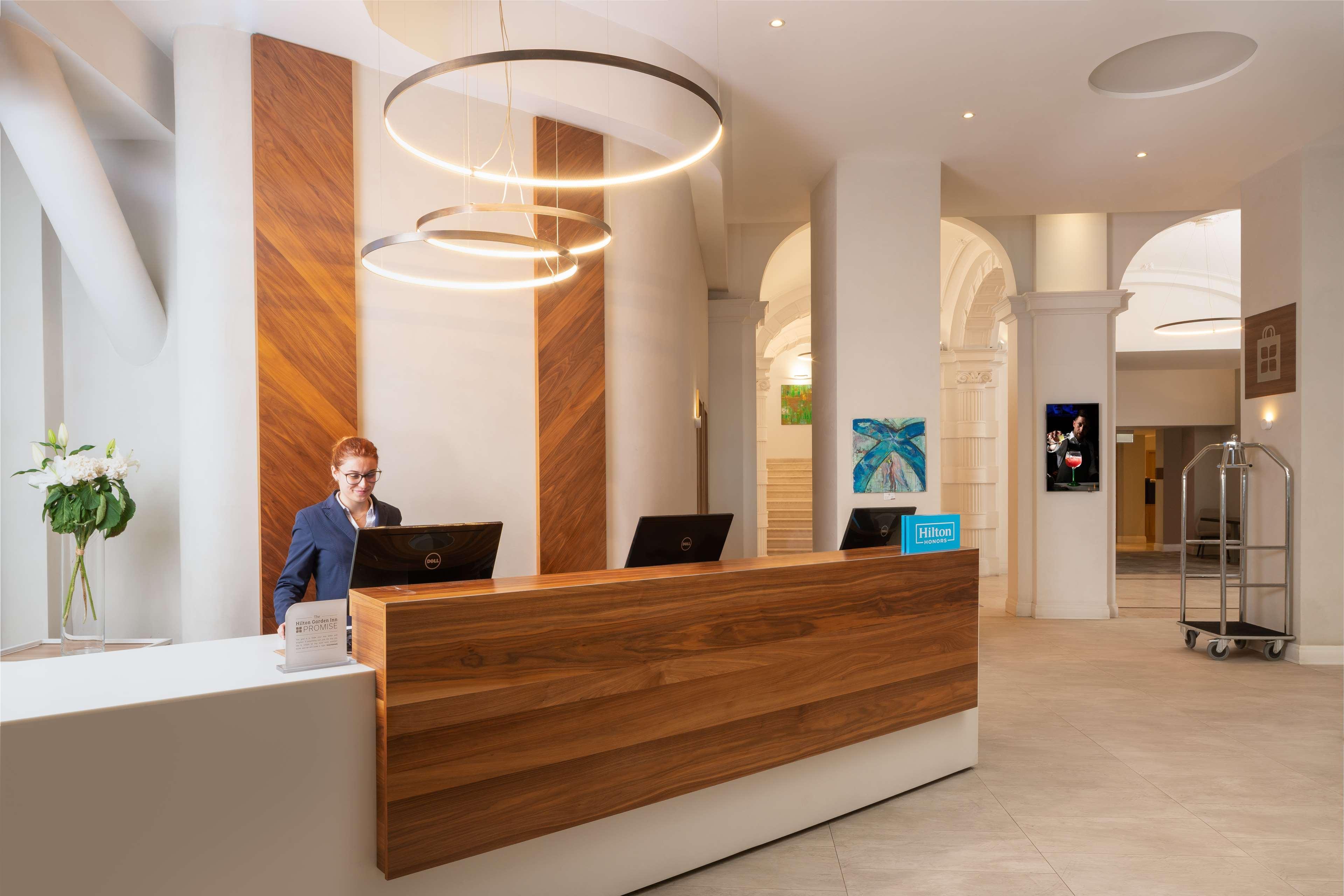 Hilton Garden Old Town 4* Bucharest