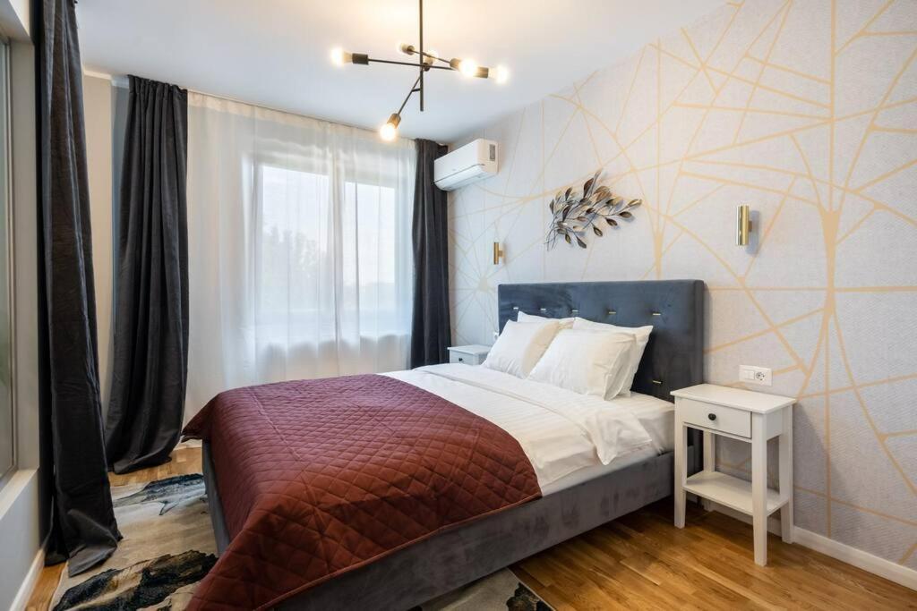 Bright 2br Flat - Location - Amazing Balcony Apartment