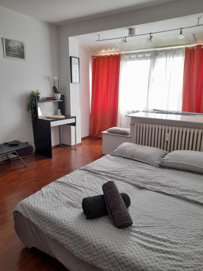 2 Camere, Decomandat, Piata Unirii Apartment Bucharest
