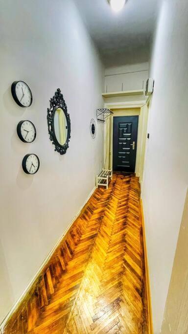 Luxury Studio With Hot Tub In The Old Town Apartamento