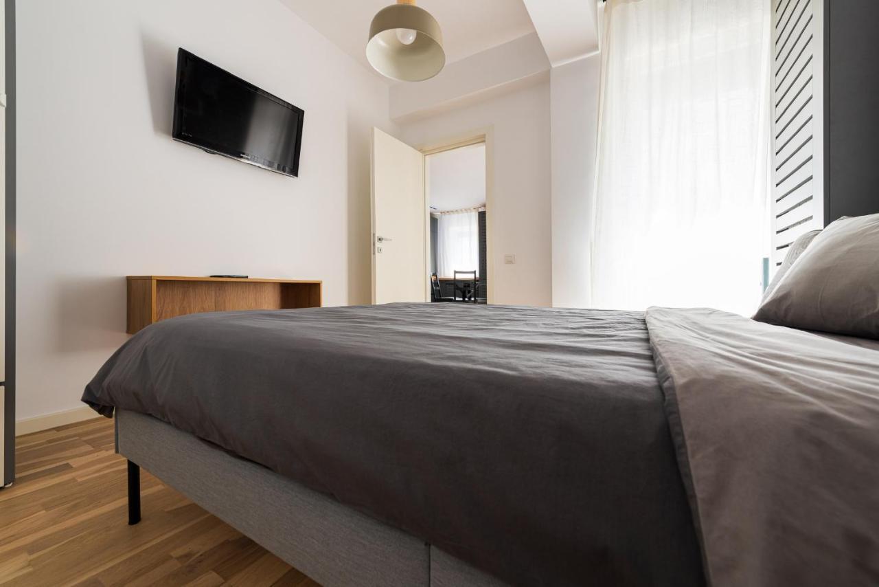 Apartment Sara - Stylish With Balcony Near Piata Obor