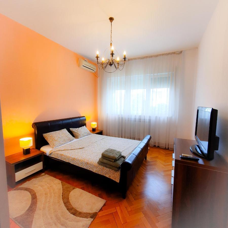 Apartament Center