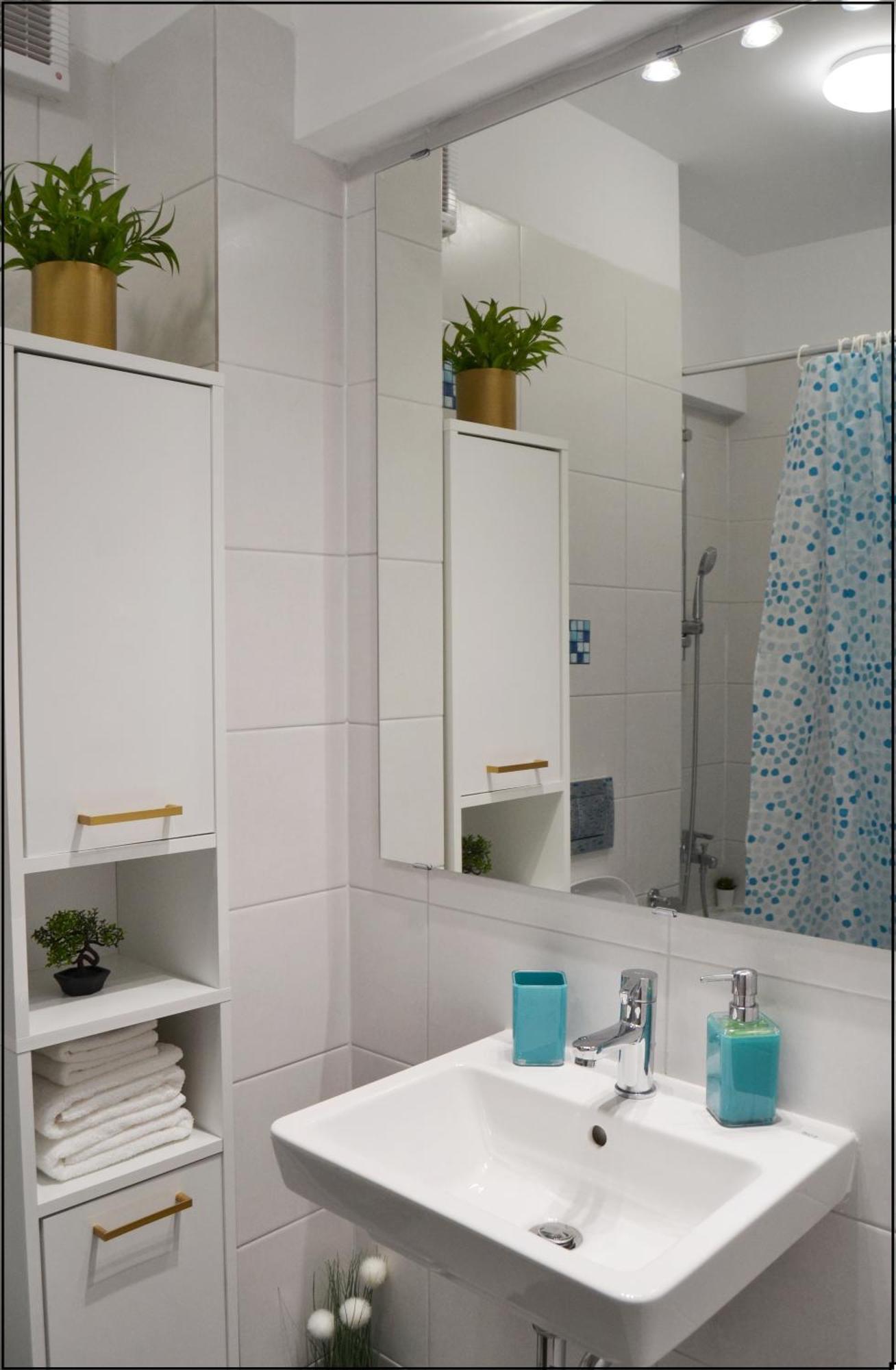 Sunshine - New & Quiet 1br Apt, Business Area, Close To Airport, Highway A3, Subway