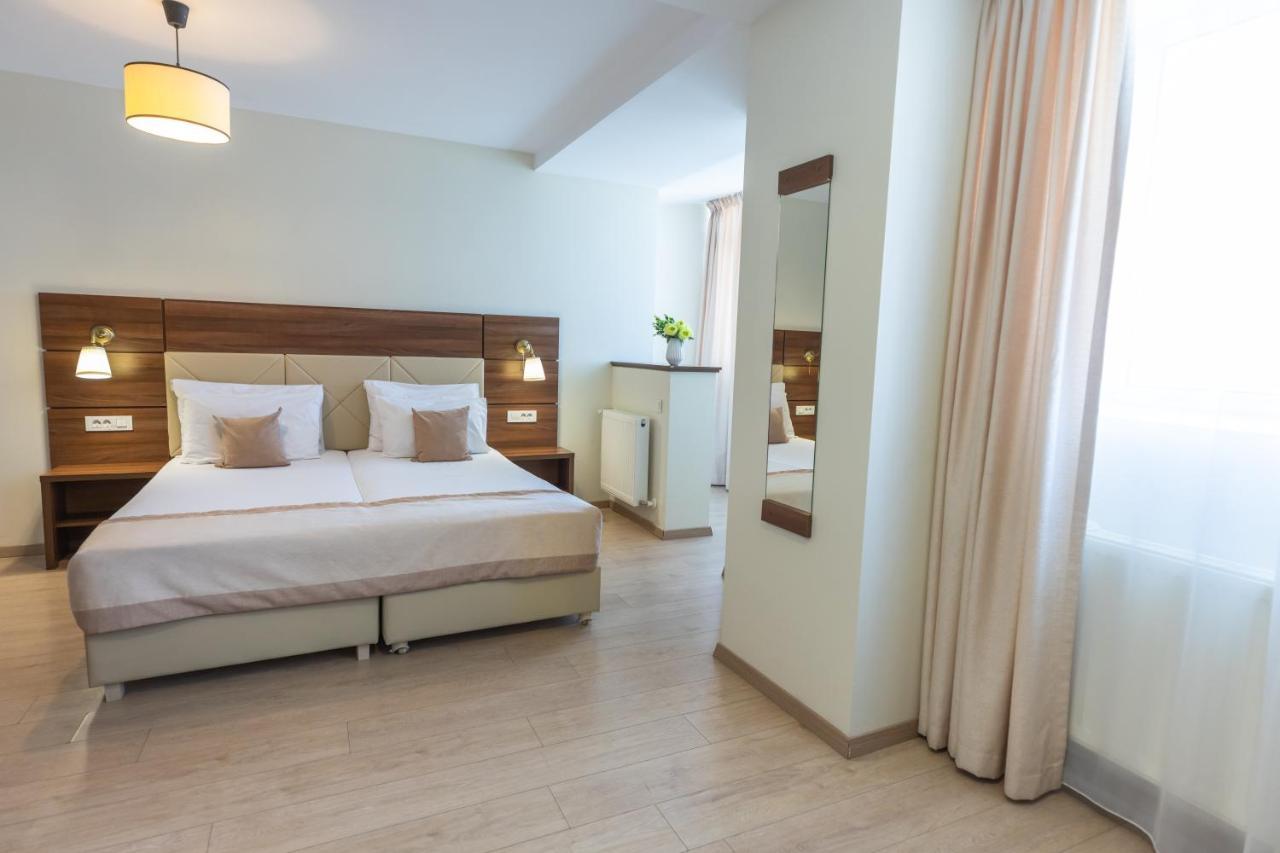 Sir Fundeni Tower Aparthotel 3*