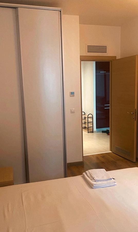 Dmt Rin Grand Apartament