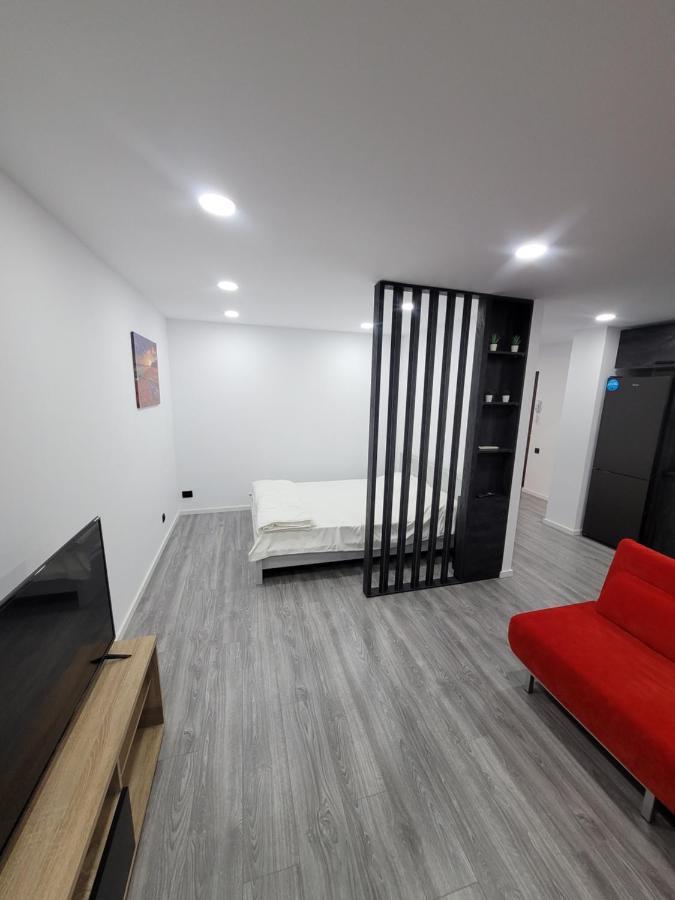 Apartment 88