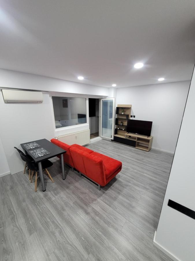 Apartment 88