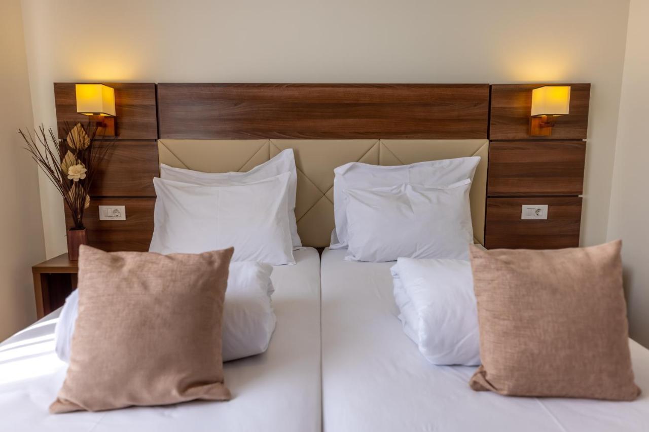 Sir Fundeni Tower Aparthotel 3*