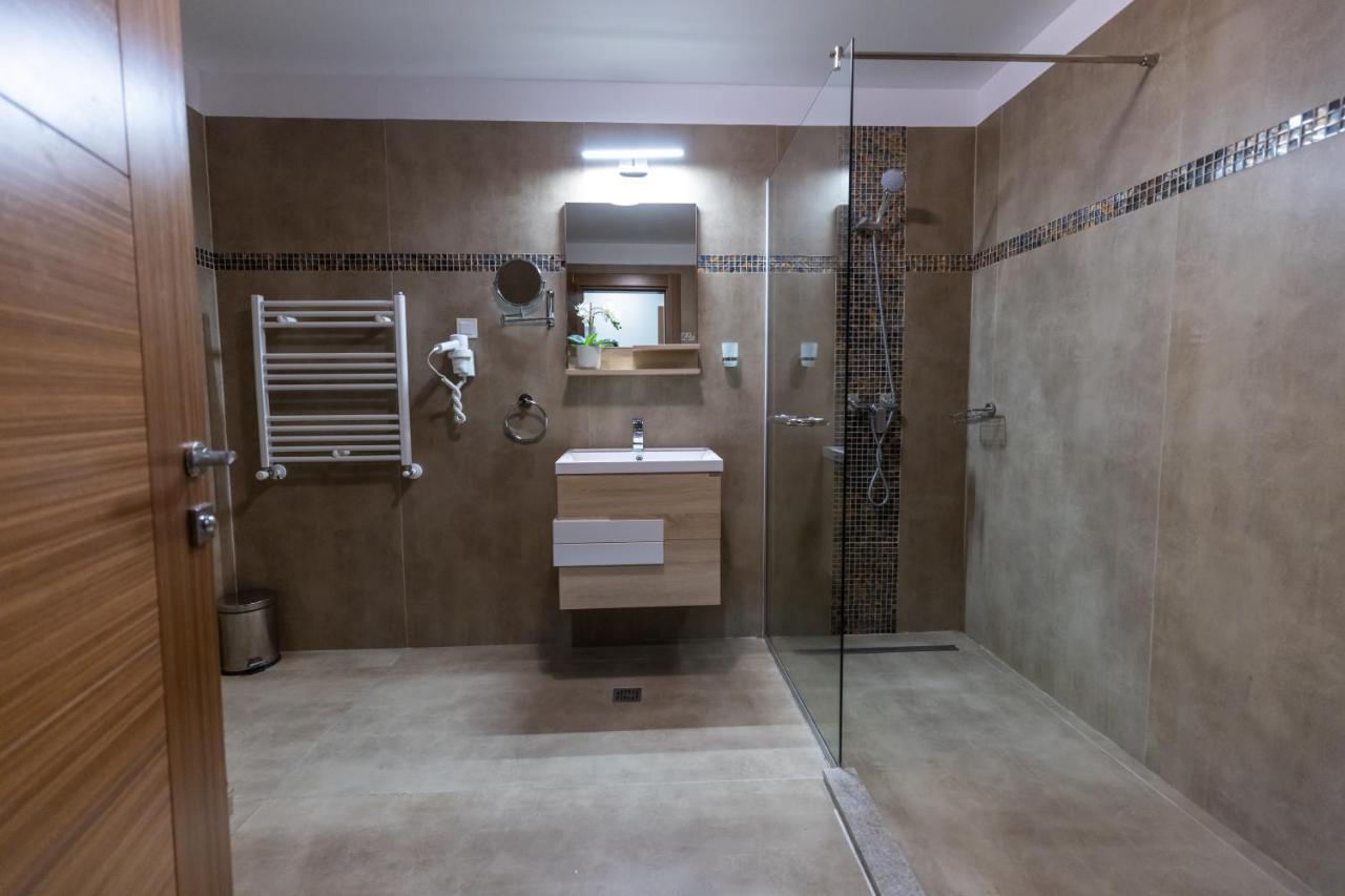 Aparthotel Sir Fundeni Tower 3*