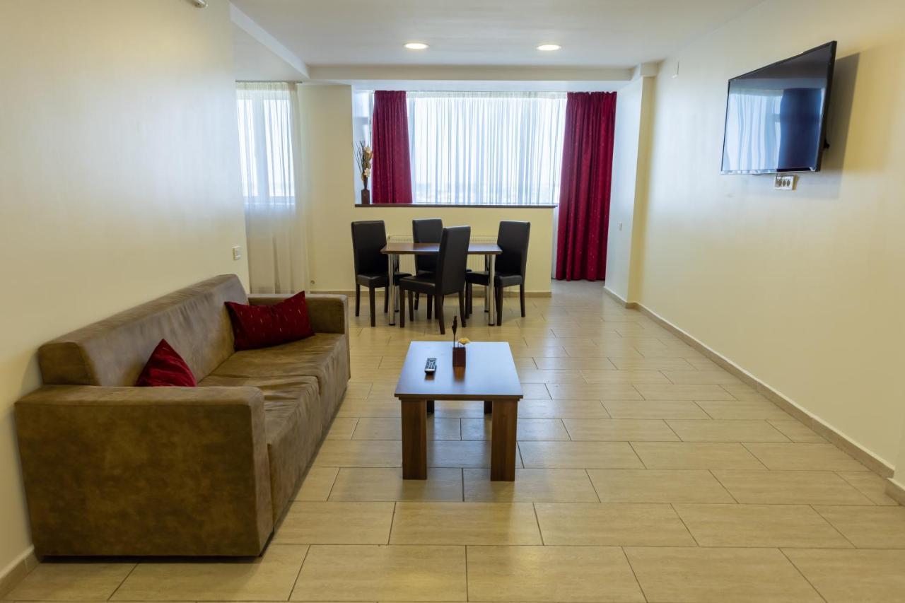 Sir Fundeni Tower Aparthotel