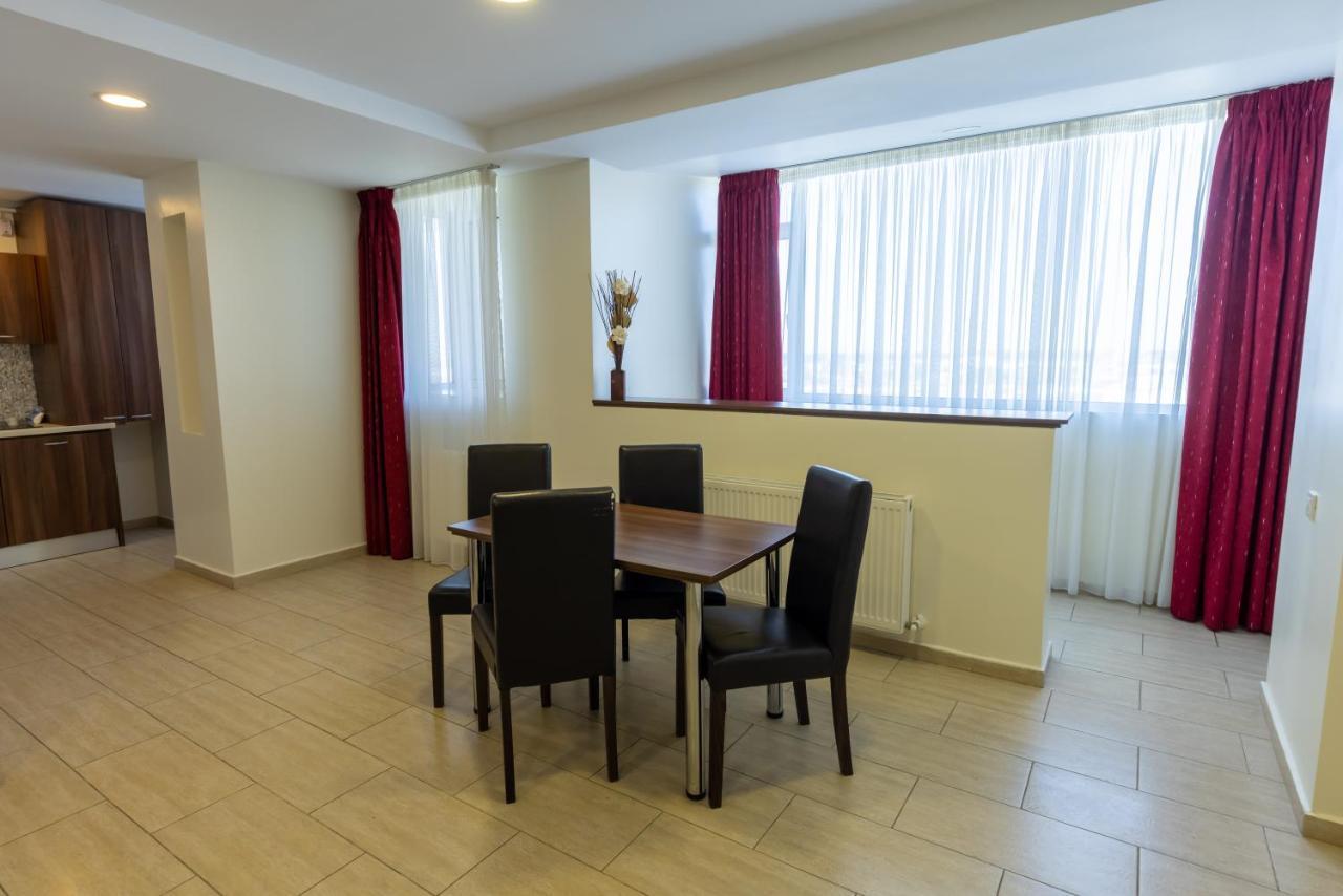 Sir Fundeni Tower 3*