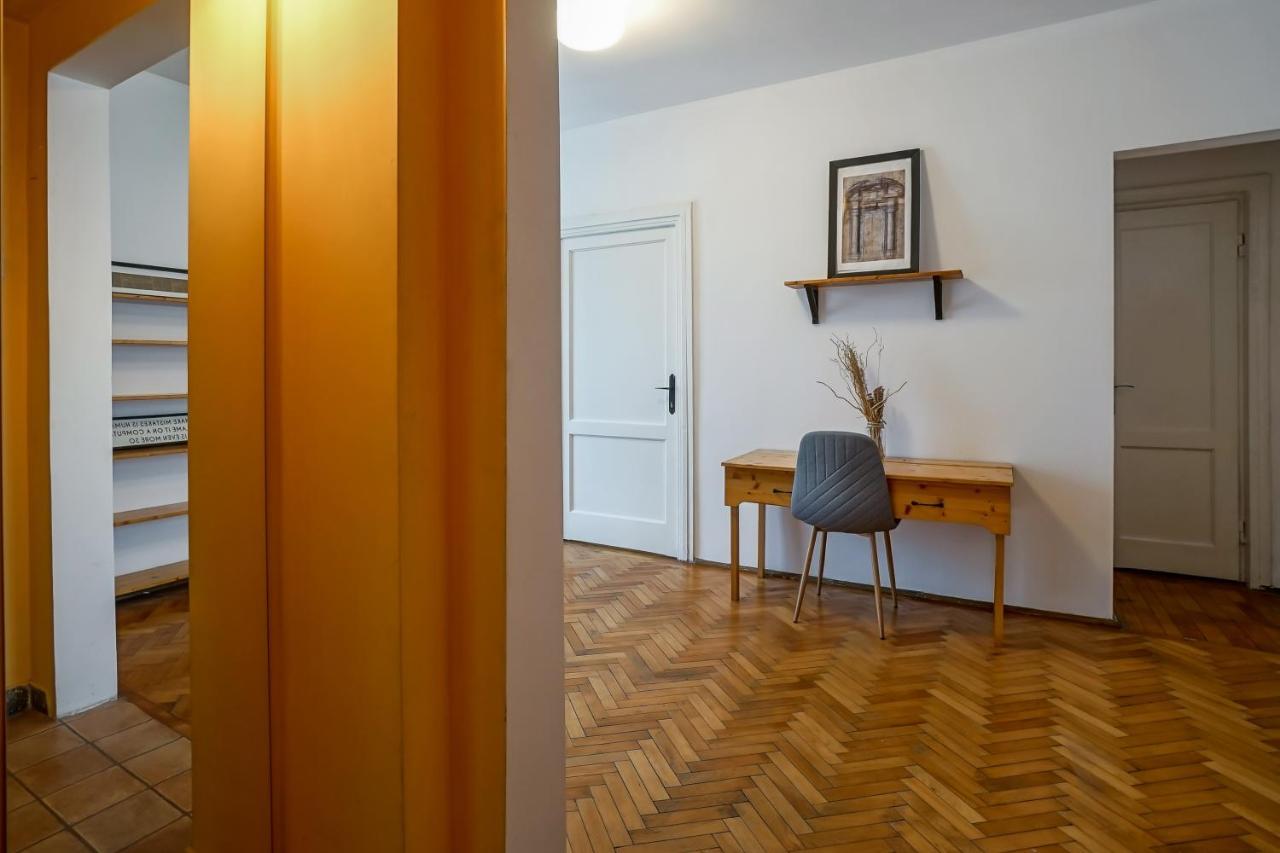 Apartament Universitate - Centrul Vechi *