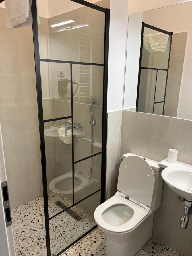Aparthotel Urban 7 *
