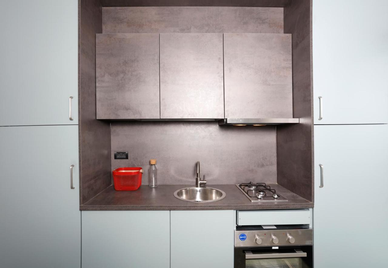 Lovely Industrial Studio With Netflix Apartment *
