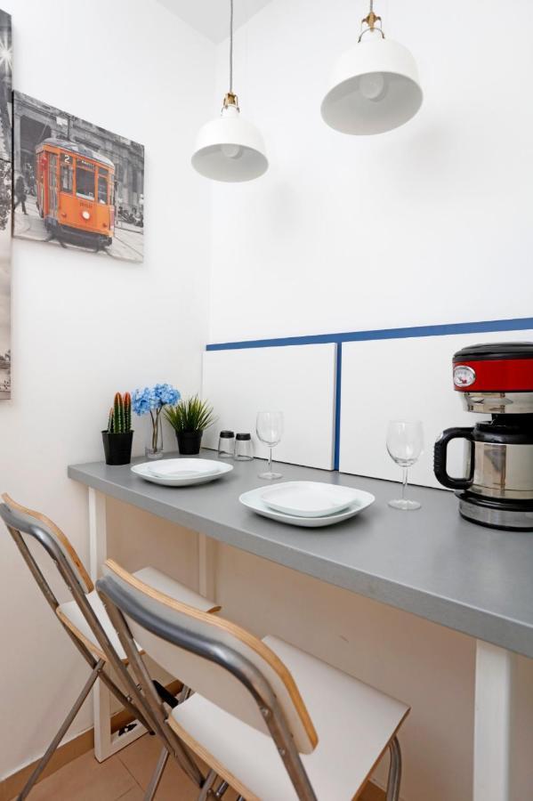 Apartment Lovely 2 Bedroom Near Old Town