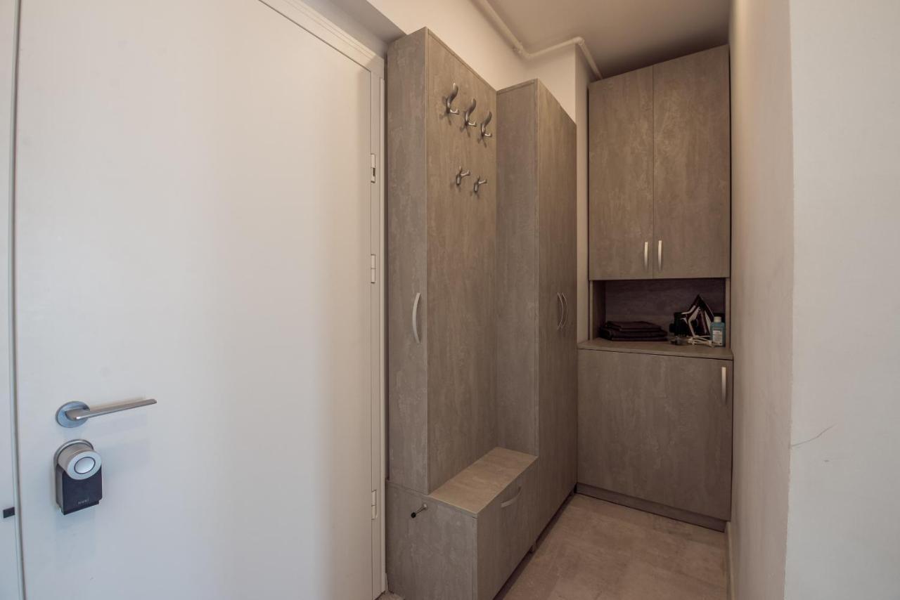 Apartment Fancy Penthouse With Lakeview W10 Bucharest