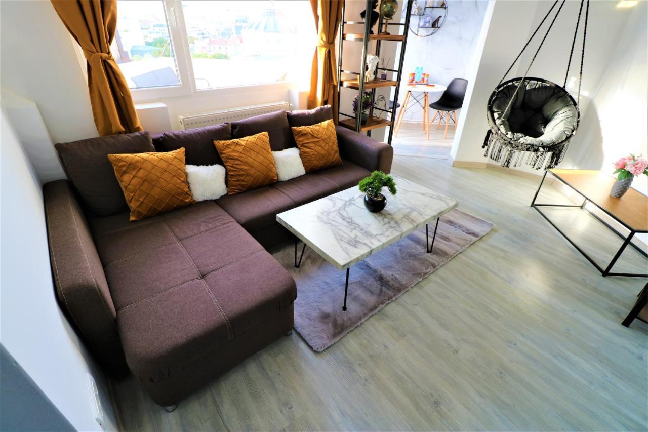 Apartament Athenee Palace - Panoramic View Terrace & Balcony - Free Minibar