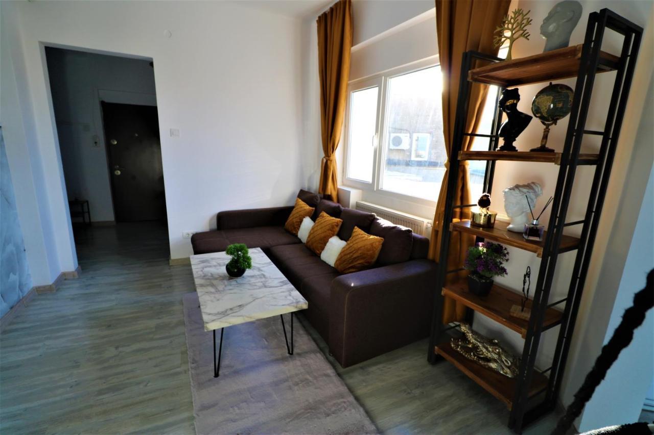 Apartament Athenee Palace - Panoramic View Terrace & Balcony - Free Minibar