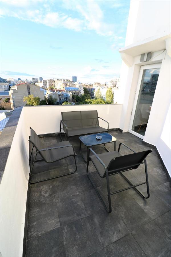 Athenee Palace - Panoramic View Terrace & Balcony - Free Minibar Apartament