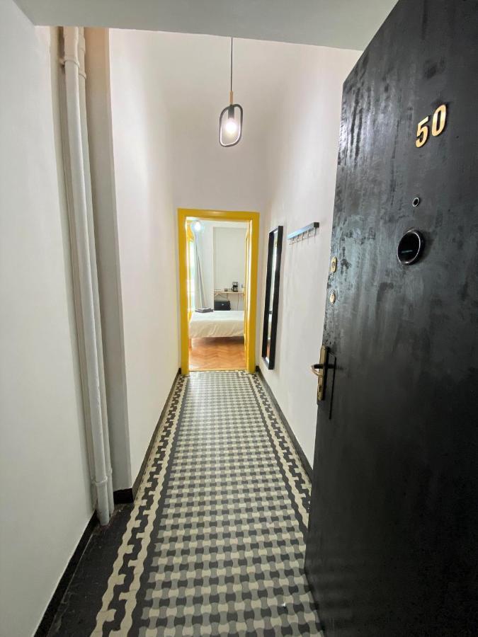 Bright Studio With Cismigiu Park View Apartament Bucureşti
