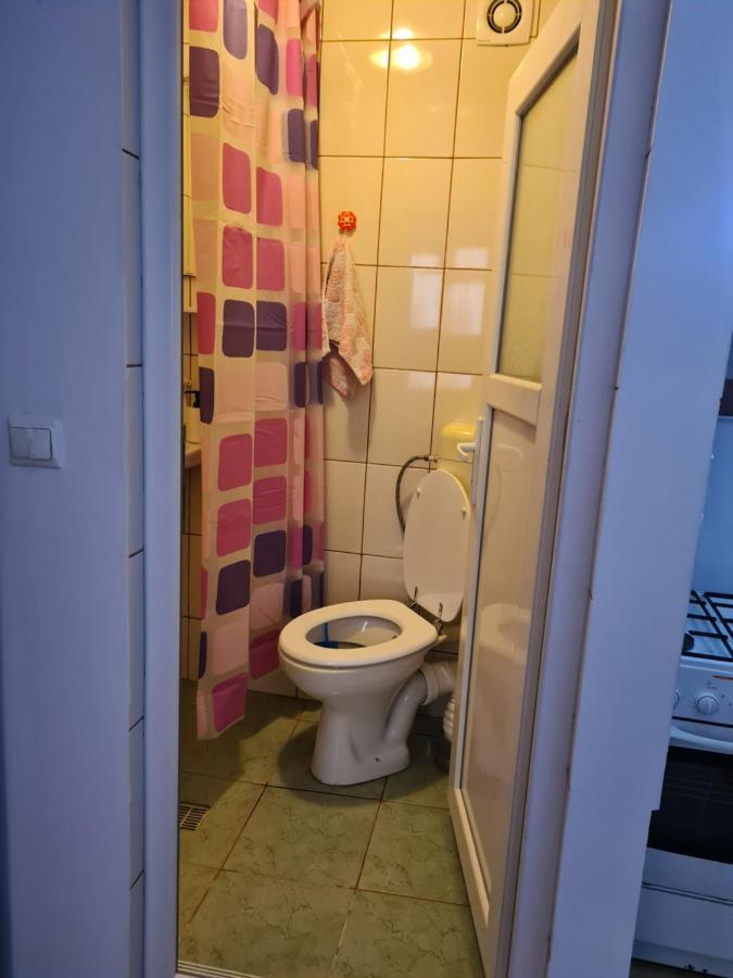 Hospedagem domiciliar Ogadugu Bucareste
