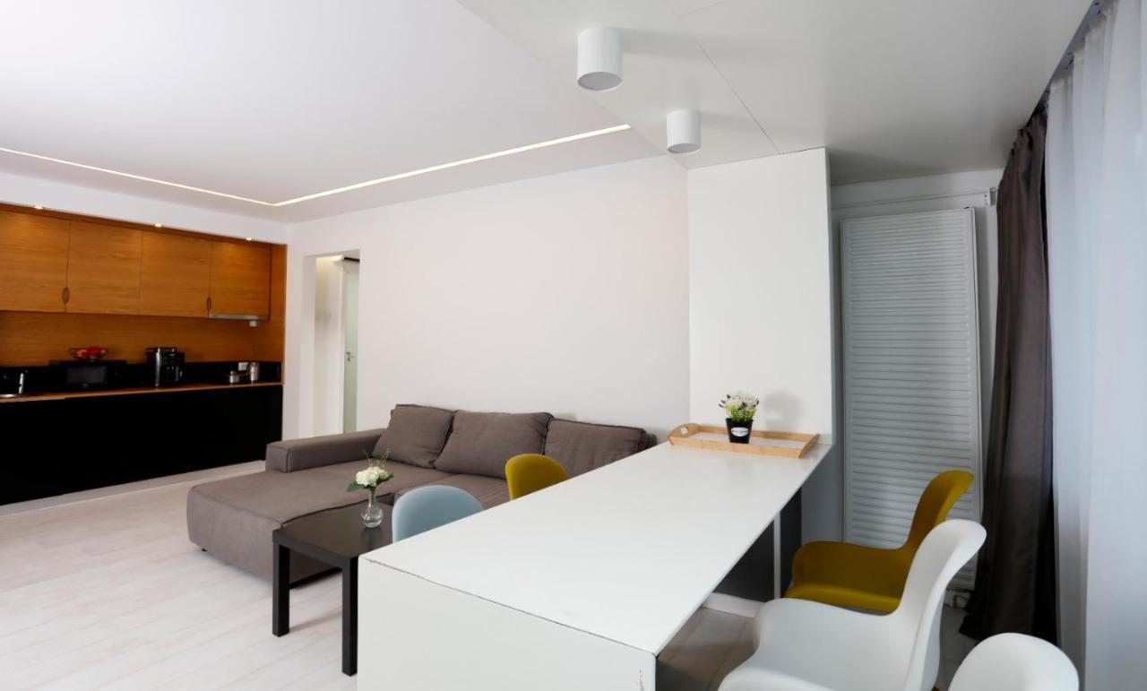 Apartament Platinum With 2 Bedrooms Bucureşti
