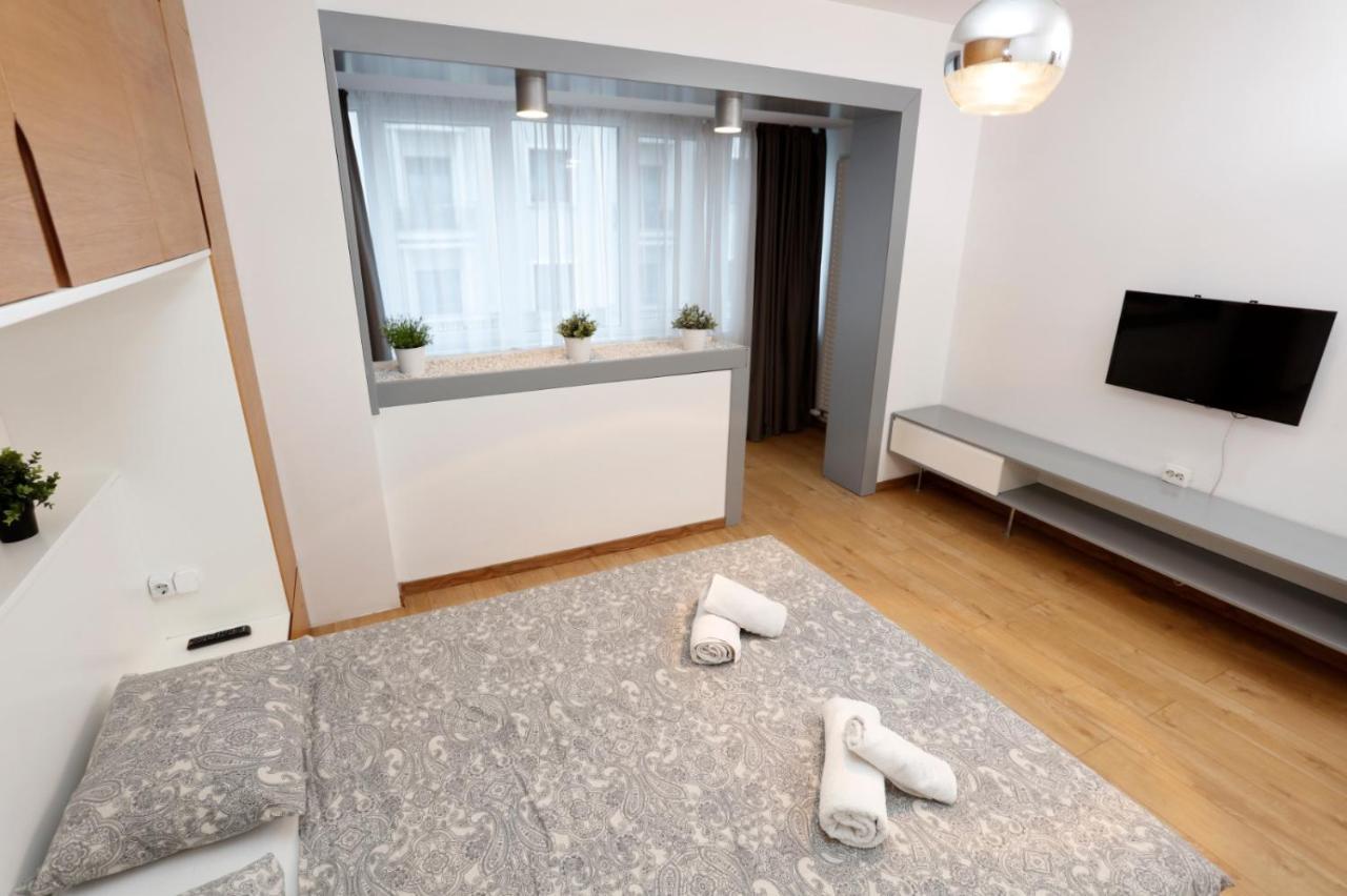 Apartament Platinum With 2 Bedrooms Bucureşti