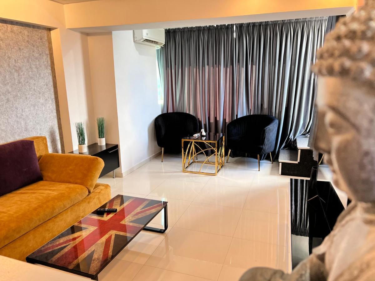 Penthouse Complex 5 * Bucharest