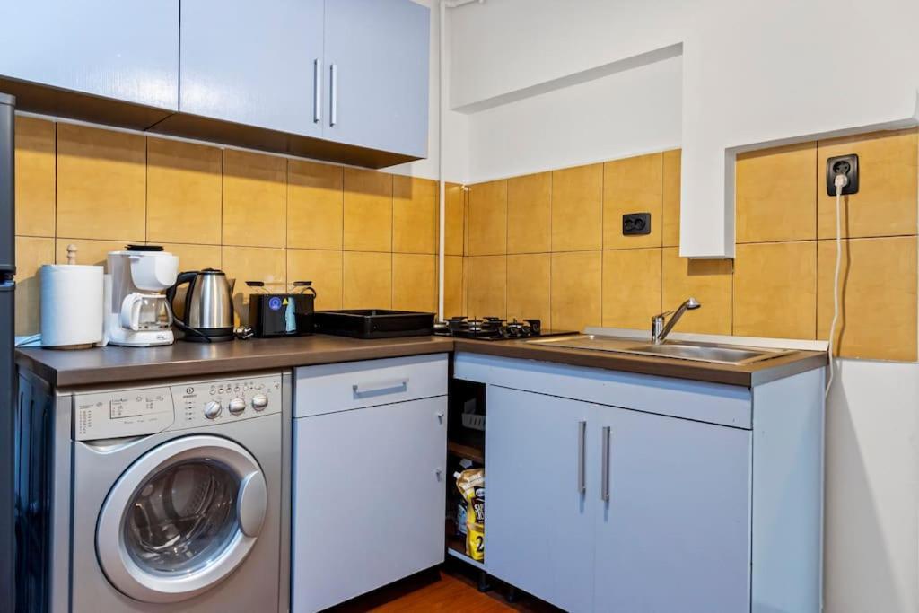 Central Penthouse Studio With Bbq & Jacuzzi
