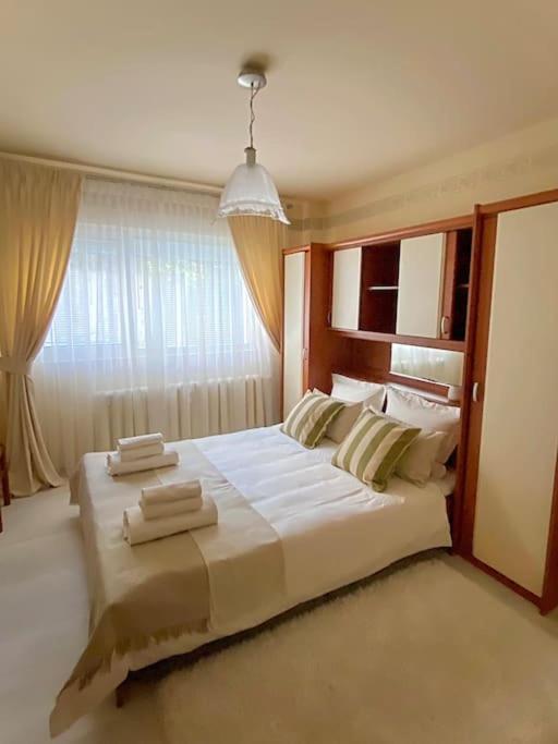 Apartament Lovely & Quiet 1-bedroom With Free Parking Bucureşti