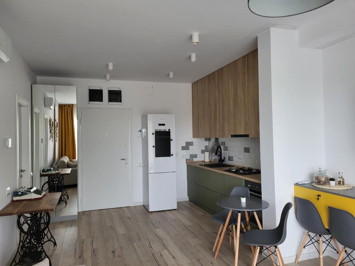 Tam - Nature Heaven - Private Parking Apartment Bucharest