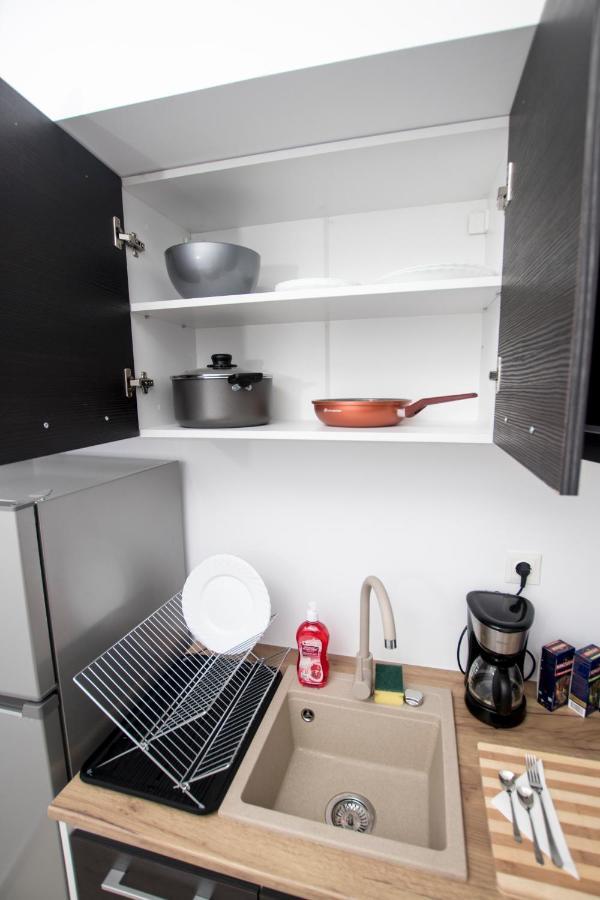 Moghioros Park Apartment *