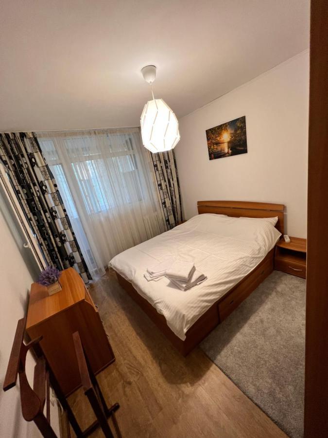 Apartament 3 Camere, Dotat Cu Toate Utilitatile